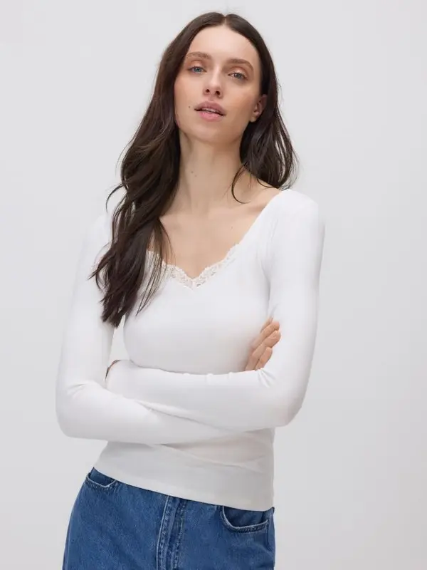 Reserved Reserved - Bluza s čipkom - bijela