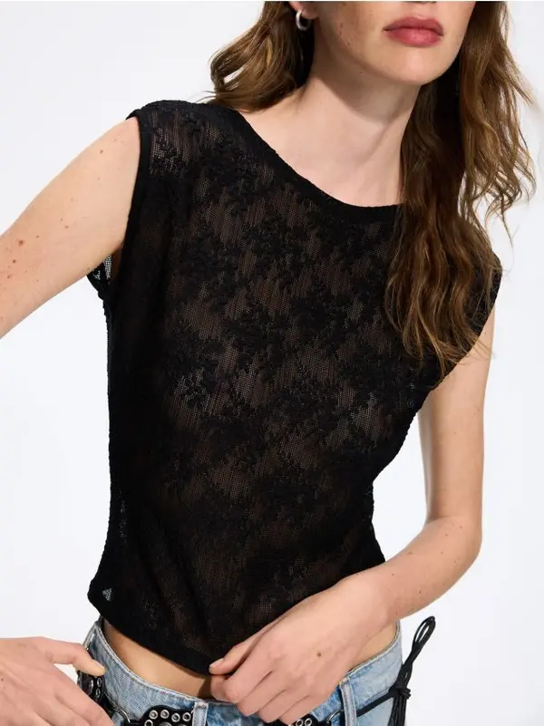 Reserved Reserved - Bluza s čipkom - crno