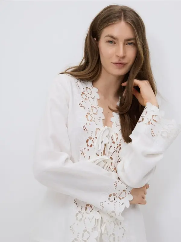 Reserved Reserved - Bluza s liocelom - krem