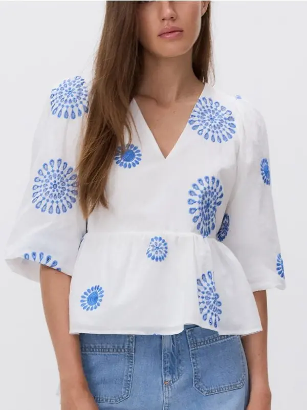 Reserved Reserved - Bluza s peplumom - bijela