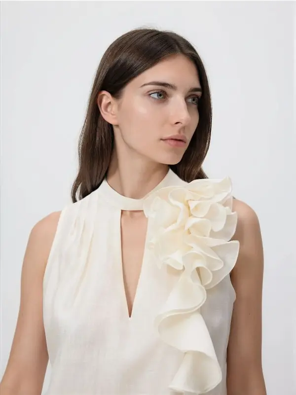 Reserved Reserved - Bluza s ukrasnom aplikacijom - krem