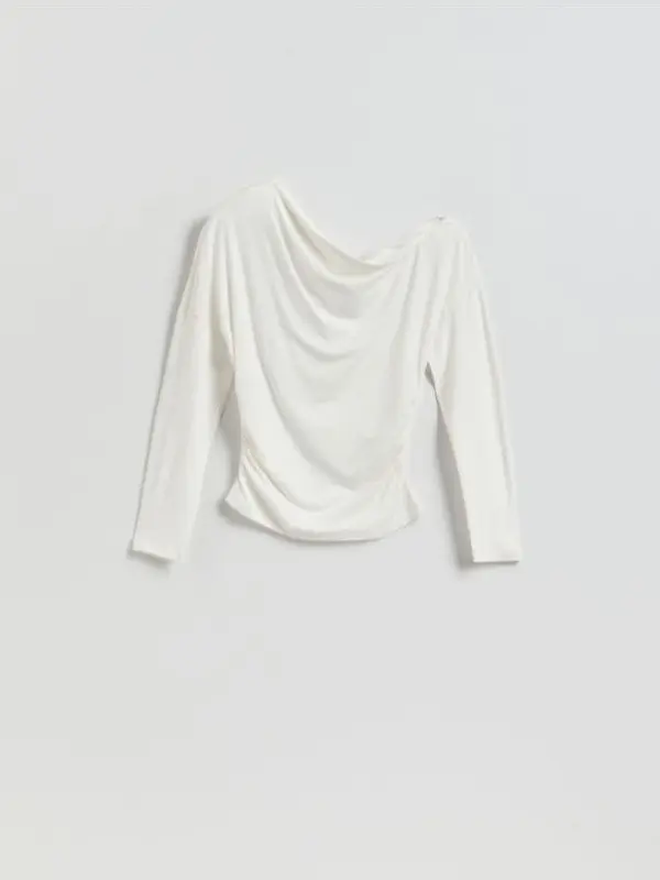 Reserved Reserved - Bluza s visokim udjelom modalnih vlakana - krem