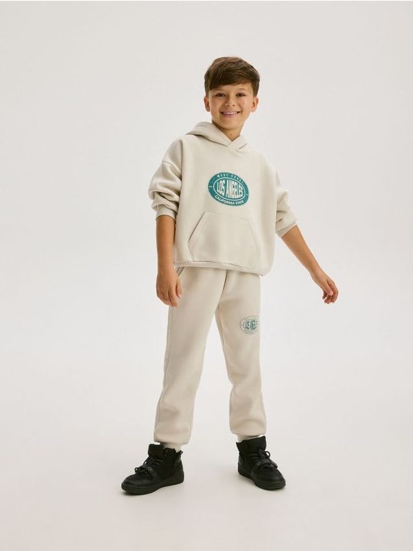 Reserved Reserved - BOYS` JOGGING TOP & TROUSERS - krem