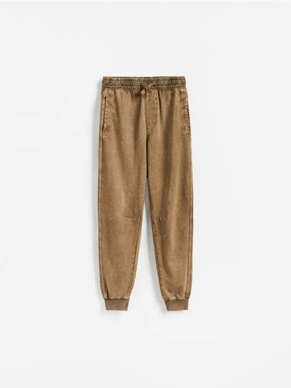 Reserved Reserved - BOYS` TROUSERS - tamnosmeđe