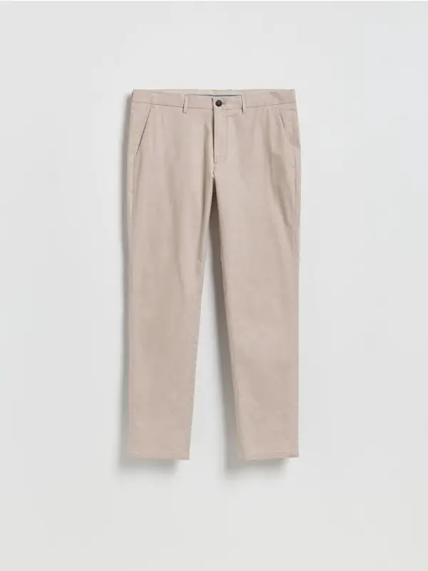 Reserved Reserved - Chino slim fit hlače - bež