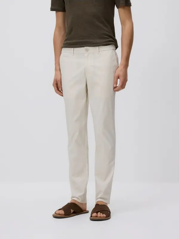 Reserved Reserved - Chino slim fit hlače - krem