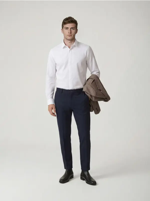 Reserved Reserved - Chino slim fit hlače - mornarsko plava
