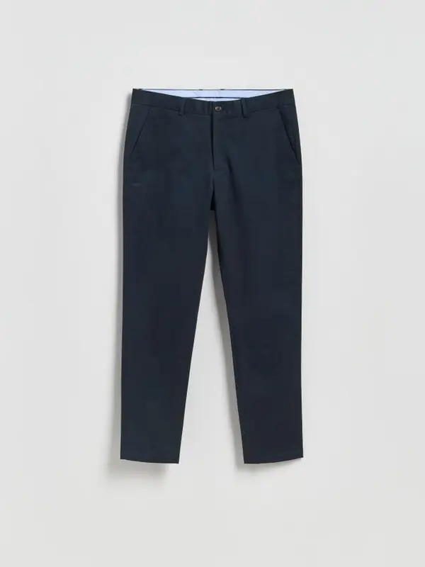 Reserved Reserved - Chino slim fit hlače - mornarsko plava