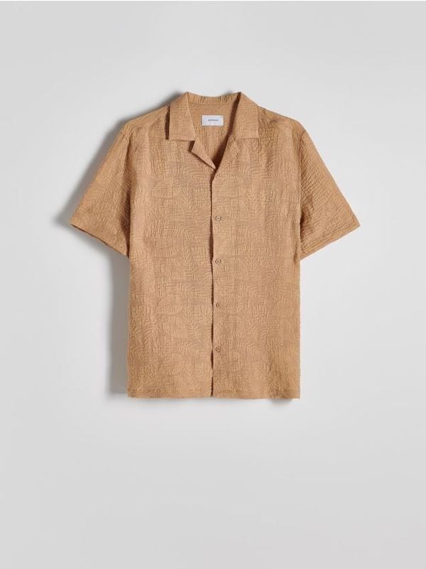 Reserved Reserved - Comfort fit košulja s visokim udjelom liocelnih vlakana - smeđi