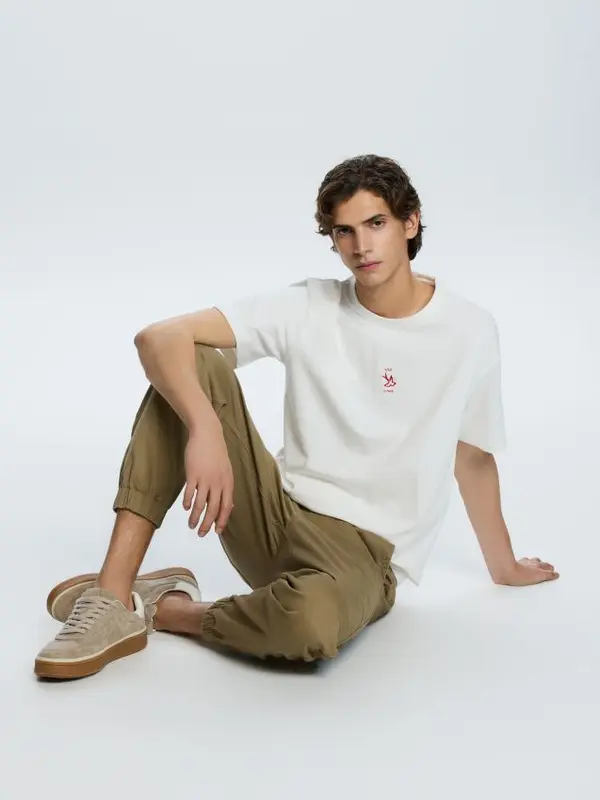 Reserved Reserved - Comfort fit majica kratkih rukava - krem