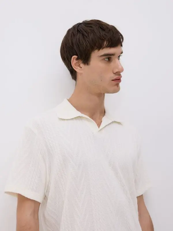 Reserved Reserved - Comfort fit polo-majica od strukturirane tkanine - krem