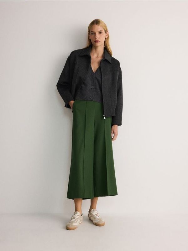 Reserved Reserved - Culotte hlače izglačane na crtu - tamnozeleno