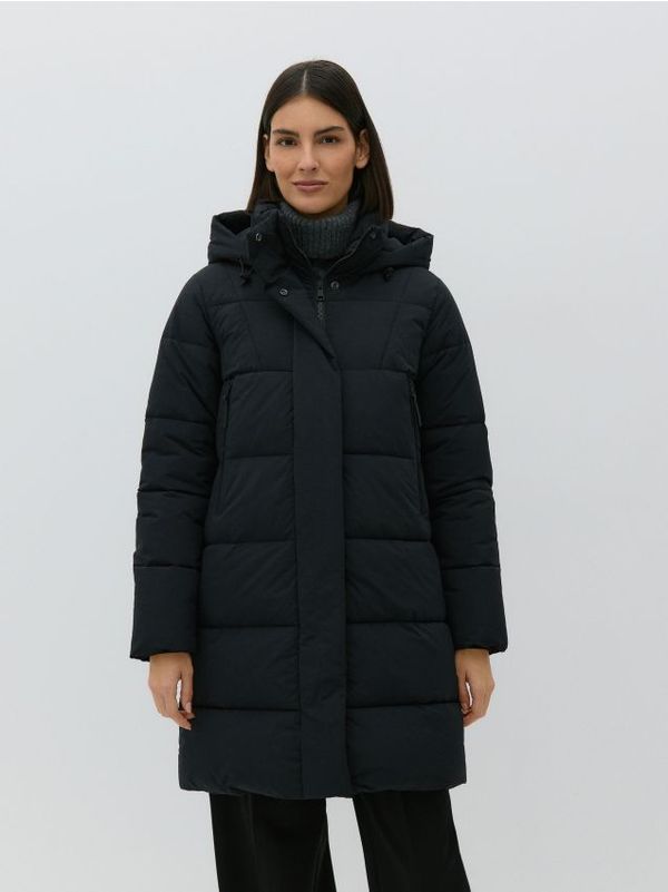 Reserved Reserved - Duga prošivena jakna s kapuljačom - crno