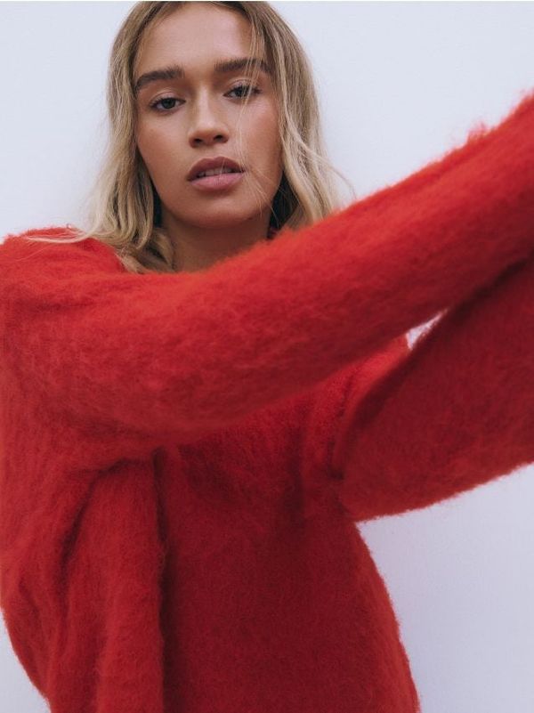 Reserved Reserved - Džemper od mješavine vune - crvena