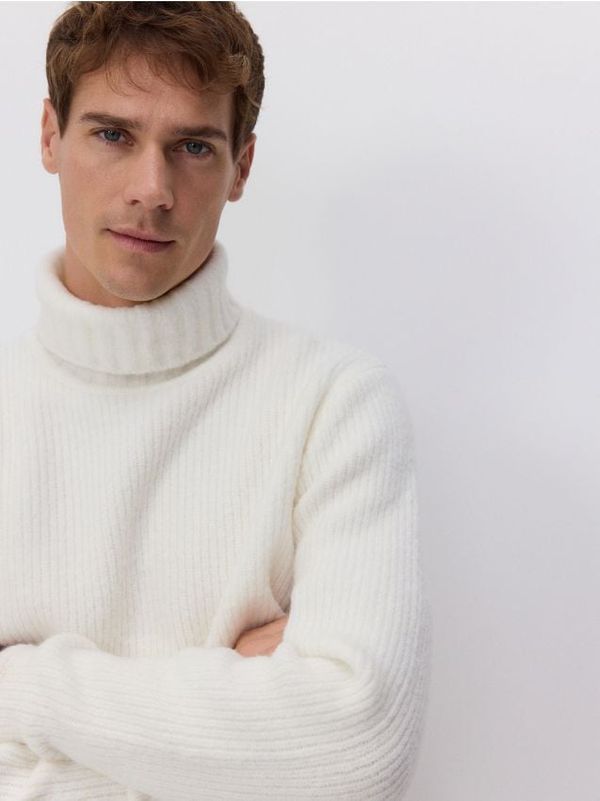 Reserved Reserved - Džemper od mješavine vune - krem