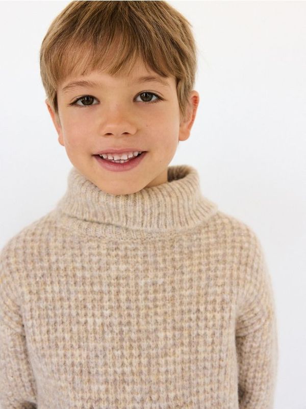 Reserved Reserved - Džemper od mješavine vune - krem