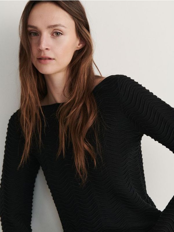 Reserved Reserved - Džemper od teksturiranog pletiva - crno