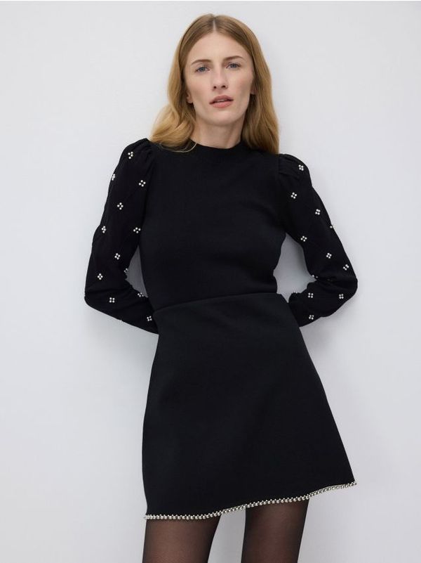 Reserved Reserved - Džemper s ukrasnim rukavima - crno