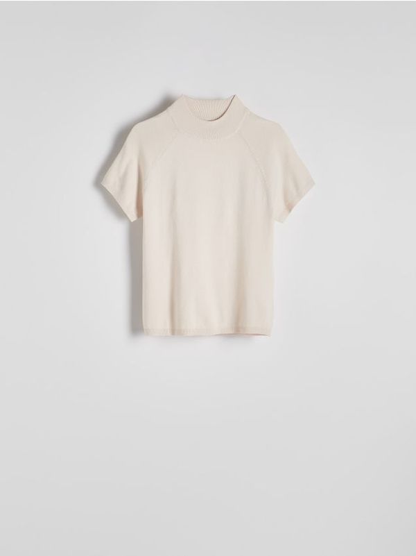 Reserved Reserved - Džemper s visokim udjelom viskoze - boja kože