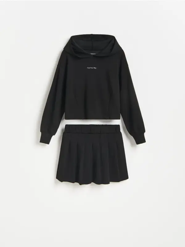 Reserved Reserved - GIRLS` JOGGING TOP & SHORTS - crno