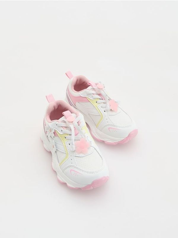 Reserved Reserved - GIRLS` TREKKING SHOES - bijela