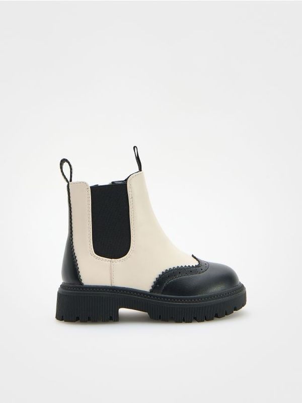 Reserved Reserved - Gležnjače od umjetne kože - krem