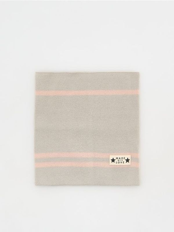 Reserved Reserved - Grijač za vrat s našivkom - light grey