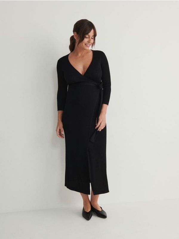 Reserved Reserved - Haljina od žerseja na preklop sprijeda - crno