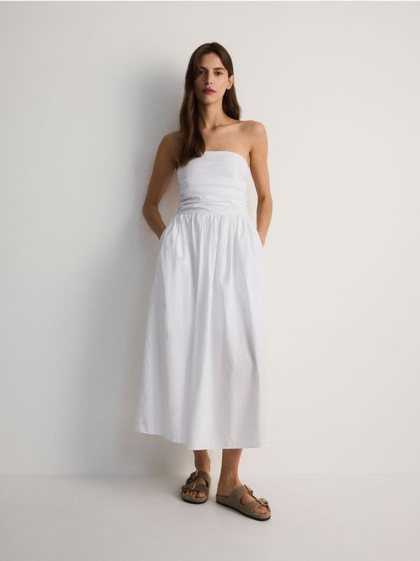 Reserved Reserved - Haljina otvorenih ramena - bijela