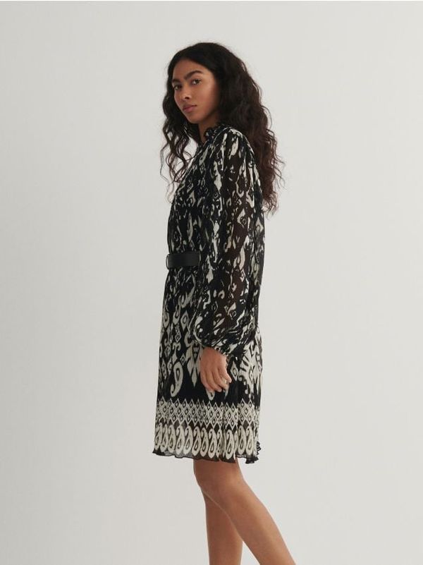 Reserved Reserved - Haljina s remenom u obliku lanca - crno