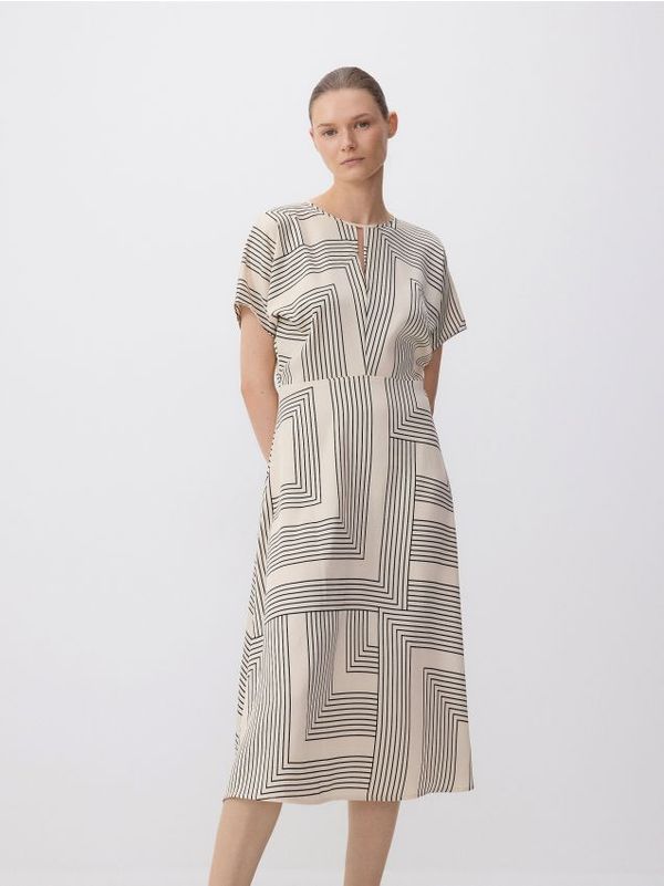 Reserved Reserved - Haljina s uzorkom - šaren