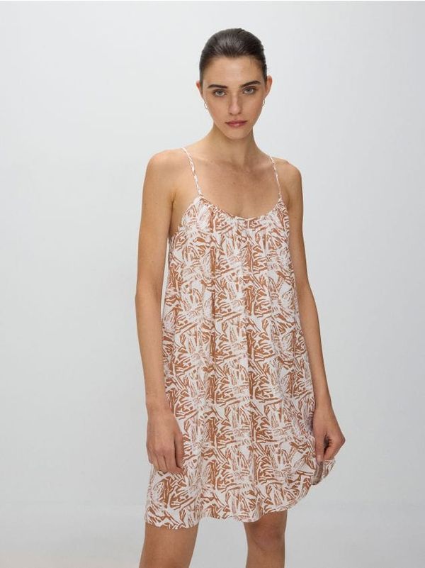 Reserved Reserved - Haljina s visokim udjelom viskoze i mješavinom lana - bež