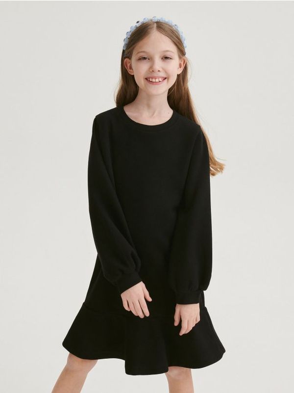 Reserved Reserved - Haljina s volanima - crno