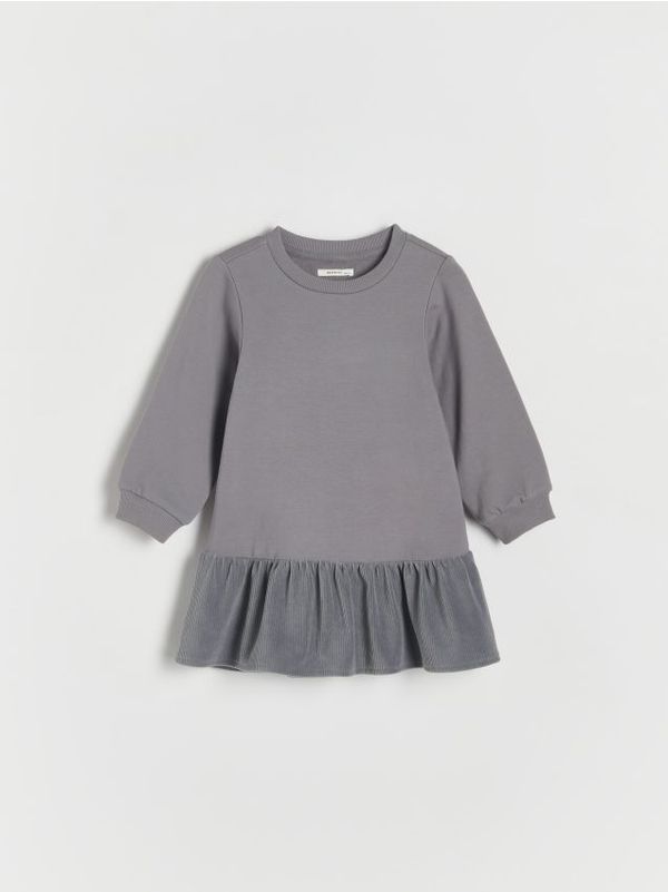 Reserved Reserved - Haljina s volanima - tamnosivo