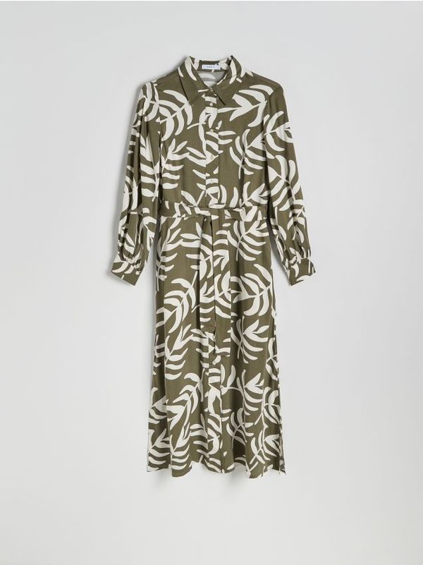 Reserved Reserved - Haljina u obliku košulje od viskoze - maslinasto