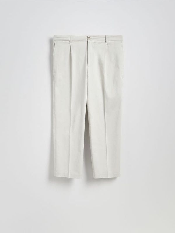 Reserved Reserved - Hlače mrkva kroja - svijetlo siva