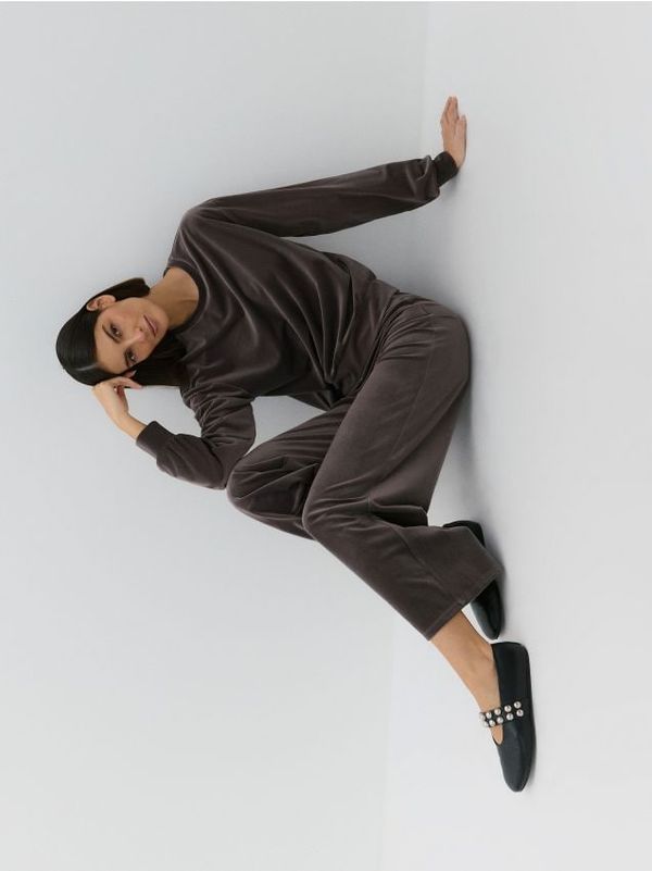 Reserved Reserved - Hlače od baršuna - boja kave