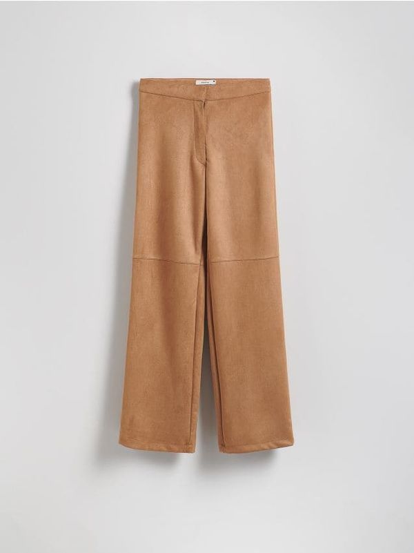 Reserved Reserved - Hlače od umjetne brušene kože - zlatnosmeđe