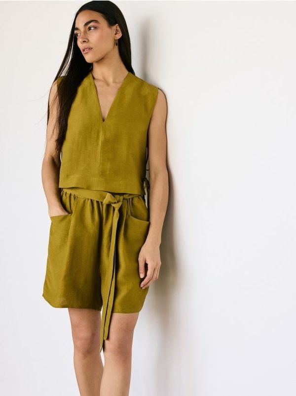 Reserved Reserved - Hlače s visokim udjelom lana i mješavinom viskoze - svjetlomaslinasto