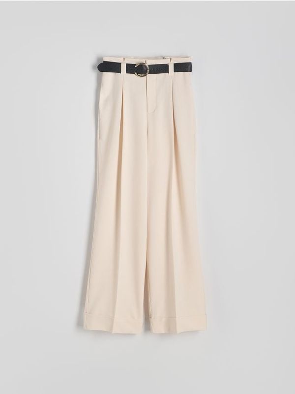 Reserved Reserved - Hlače sa širokim nogavicama i pojasom - krem