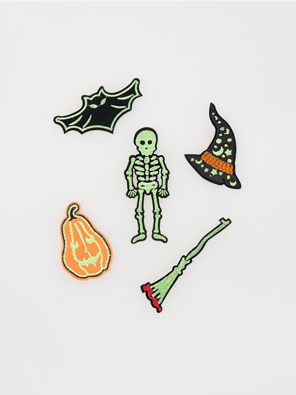 Reserved Reserved - IRON-ON TRANSFERS - šaren