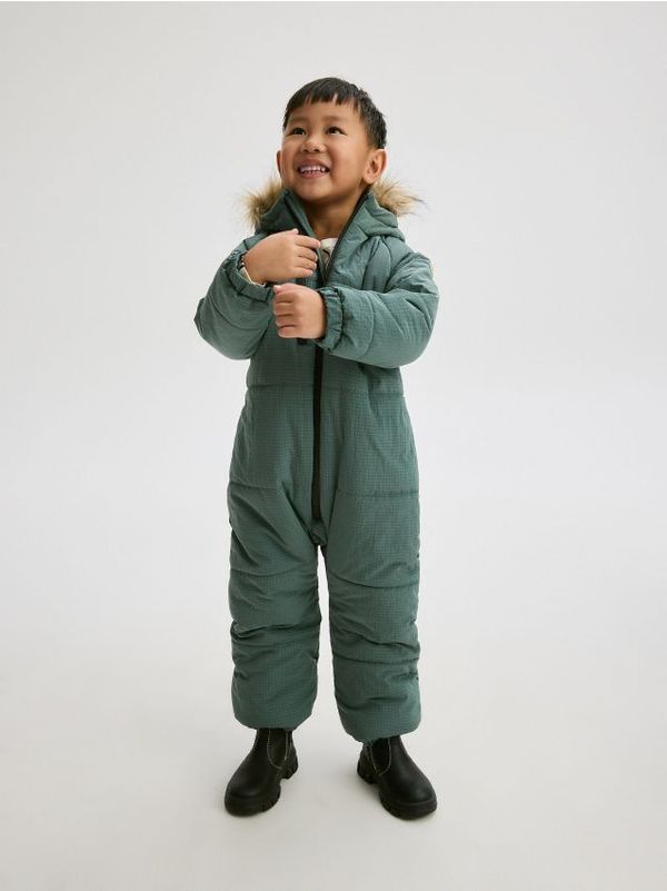 Reserved Reserved - Izolirani kombinezon s kapuljačom - maslinasto