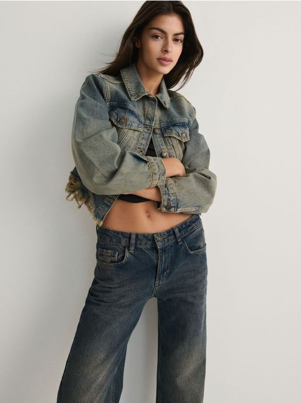 Reserved Reserved - Jakna s dirty wash efektom - indigo jeans