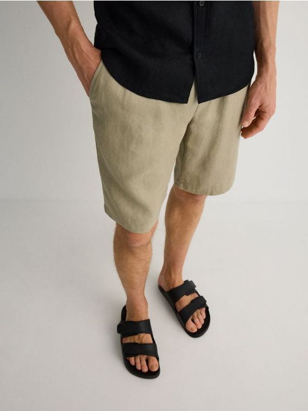 Reserved Reserved - Jogger kratke hlače od lana - svjetlozeleno