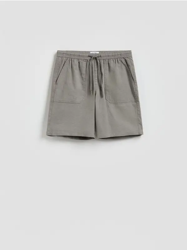 Reserved Reserved - Jogger kratke hlače regular fit - svijetlo siva