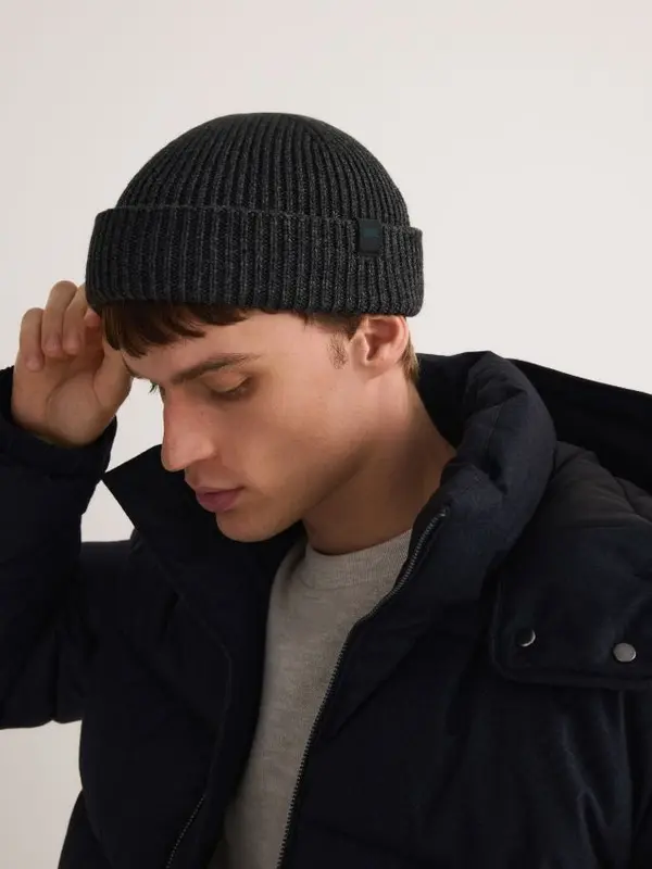 Reserved Reserved - Kapa beanie od mješavine vune - tamnosivo