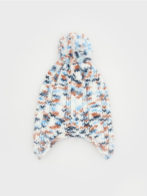 Reserved Reserved - Kapa s pomponom - šaren