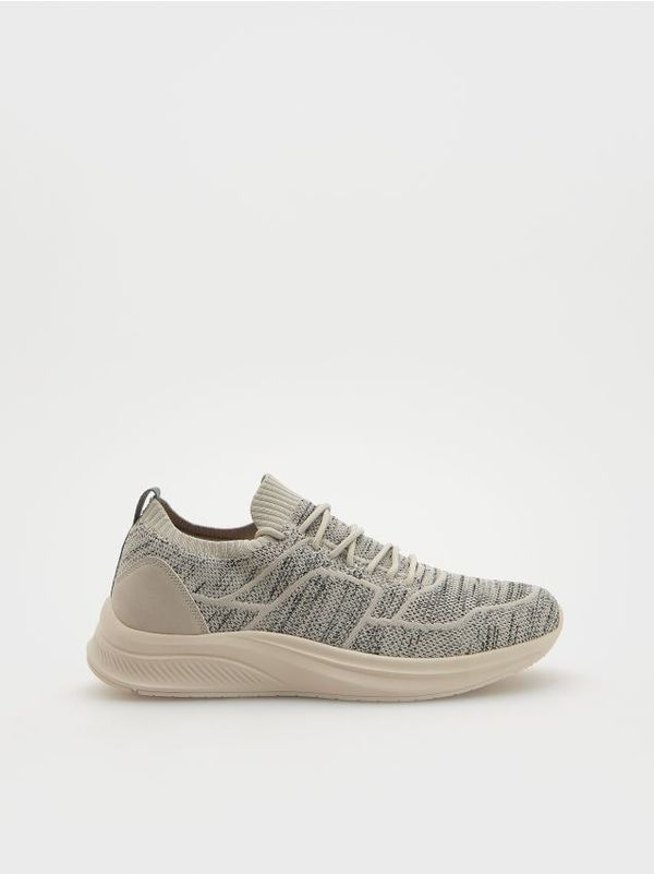 Reserved Reserved - Klasične tenisice - krem