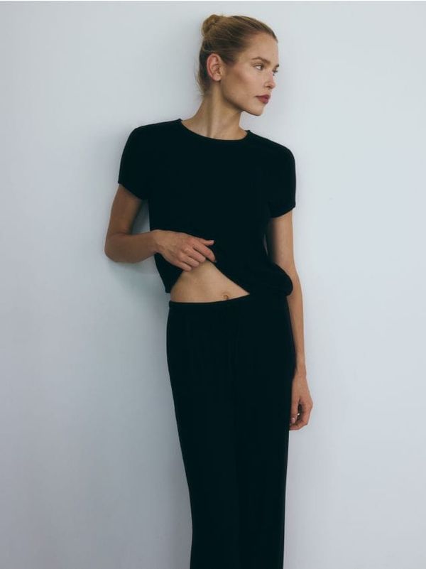 Reserved Reserved - Komplet dvodijelne pidžame od viskoze - crno