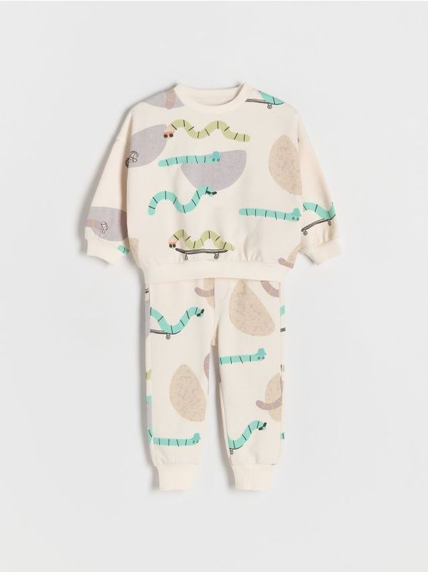 Reserved Reserved - Komplet od žerseja - krem